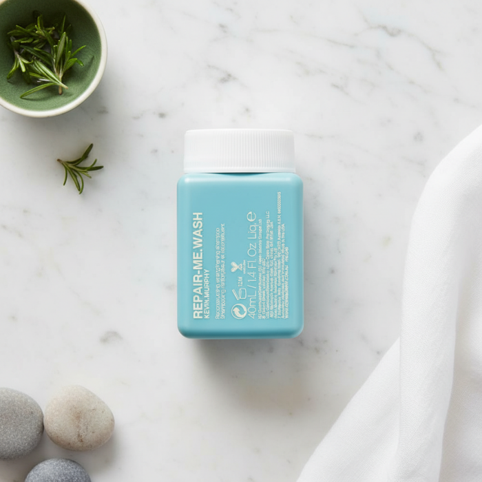 Реконструирующий и Укрепляющий Шампунь Kevin Murphy Repair Me Wash Reconstructing Strengthening Shampoo