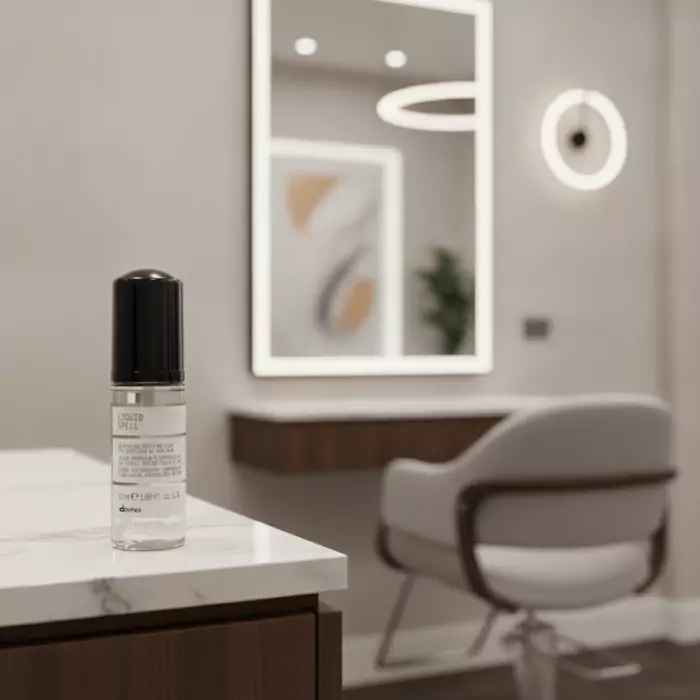 Флюид уплотняющий для объёма волос Davines Liquid Spell Reinforcing Bodifying Fluid