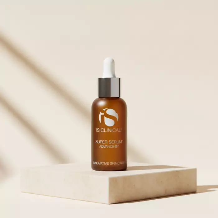 Антивозрастная Сыворотка для Лица iS Clinical Super Serum Advance+