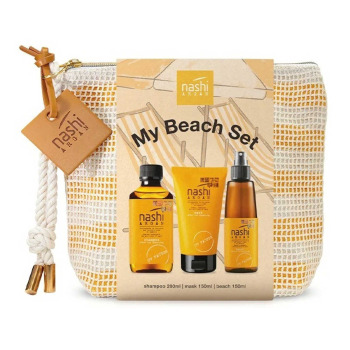 Nashi Argan Loves Beach