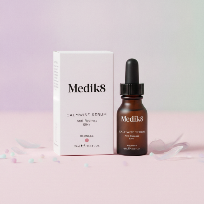 Сыворотка от Покраснений и Эритем Medik8 Calmwise Serum