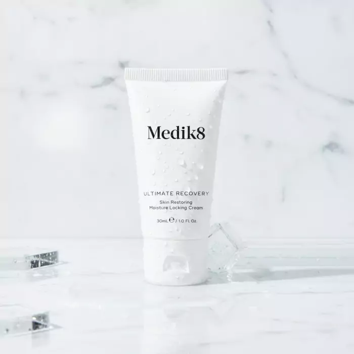 Активный Восстанавливающий и Заживляющий Крем Medik8 Ultimate Recovery Intense