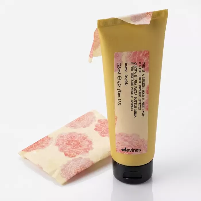Пластичная Паста для Объемного Невидимого Стайлинга Davines More Inside Medium Hold Pliable Paste