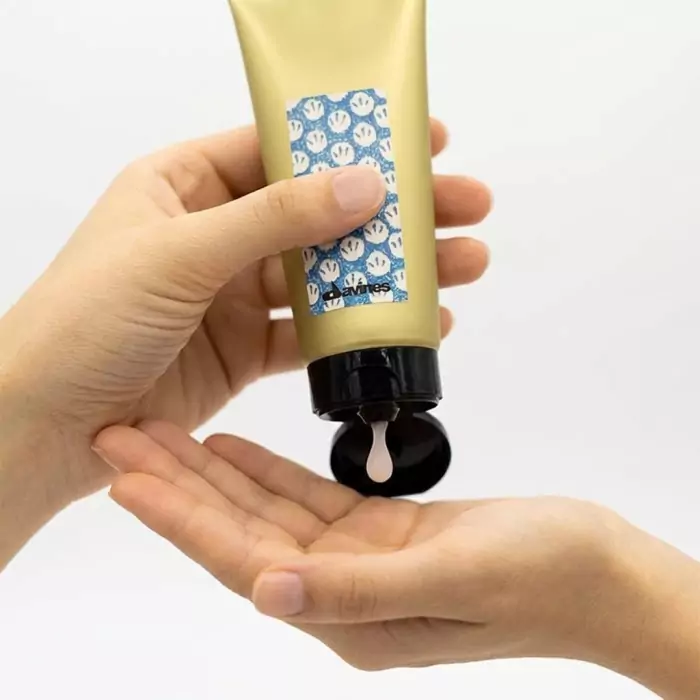 Матирующий Крем-Гель Сильной Фиксации для Волос Davines More Inside Strong Hold Cream Gel