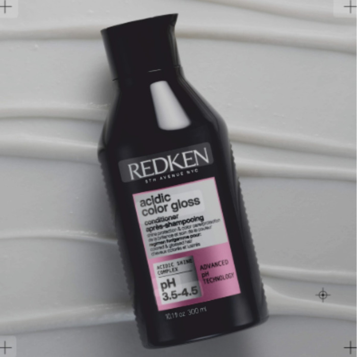 Шампунь для Защиты Цвета и Сияния Окрашенных Волос Redken Acidic Color Gloss Shampoo