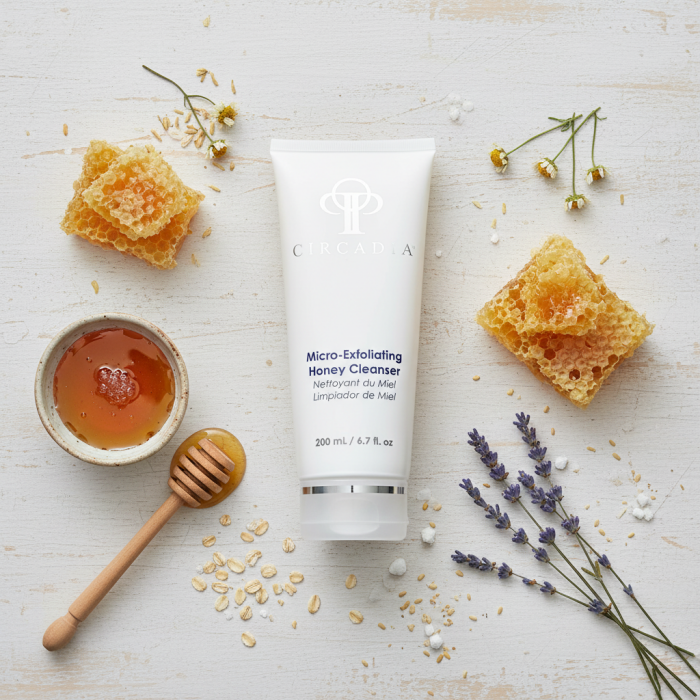 Медовый Гель-Микроэксфолиант для Очищения Кожи Лица CIRCADIA Micro-Exfoliating Honey Cleanser