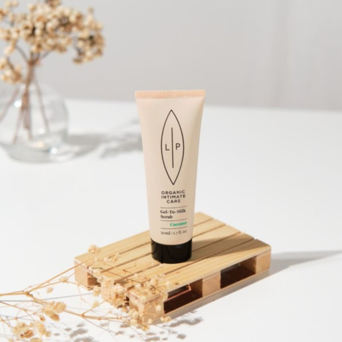Пилинг-Скраб для Интимных Зон Lip Intimate Care Gel-to-Milk Scrub