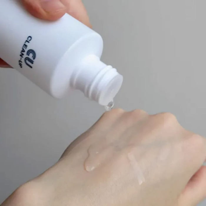 Увлажняющий Тонер-Эссенция CU SKIN Clean-Up Hydro Essence Toner