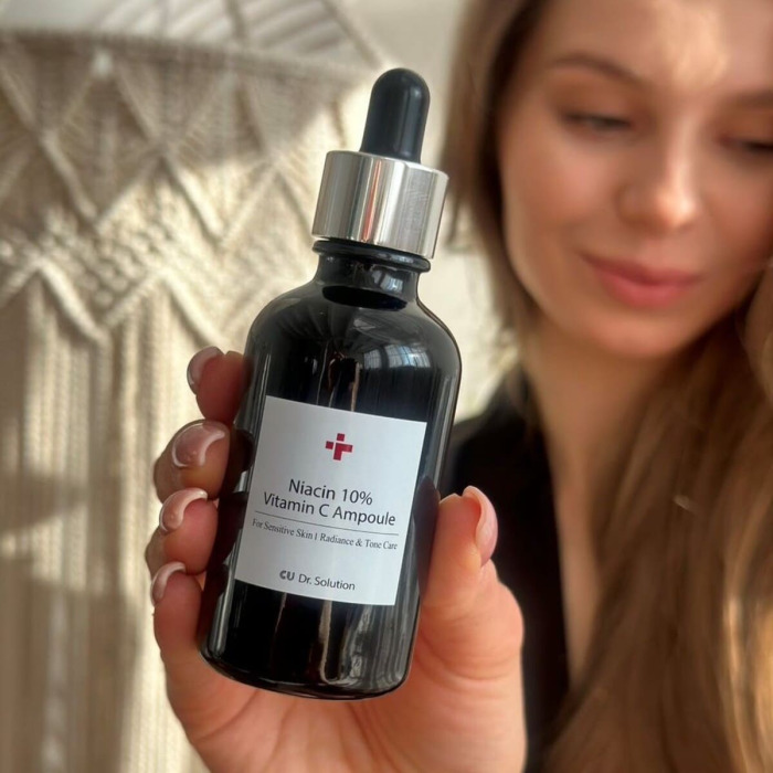 Ампула с Ниацинамидом и Витамином C CU SKIN Dr. Solution Niacin 10 % Vitamin C Ampoule