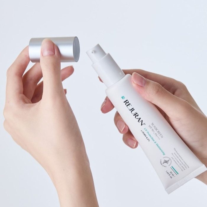 Солнцезащитный Крем для Лица REJURAN Sunscreen SPF 50+ PA+++