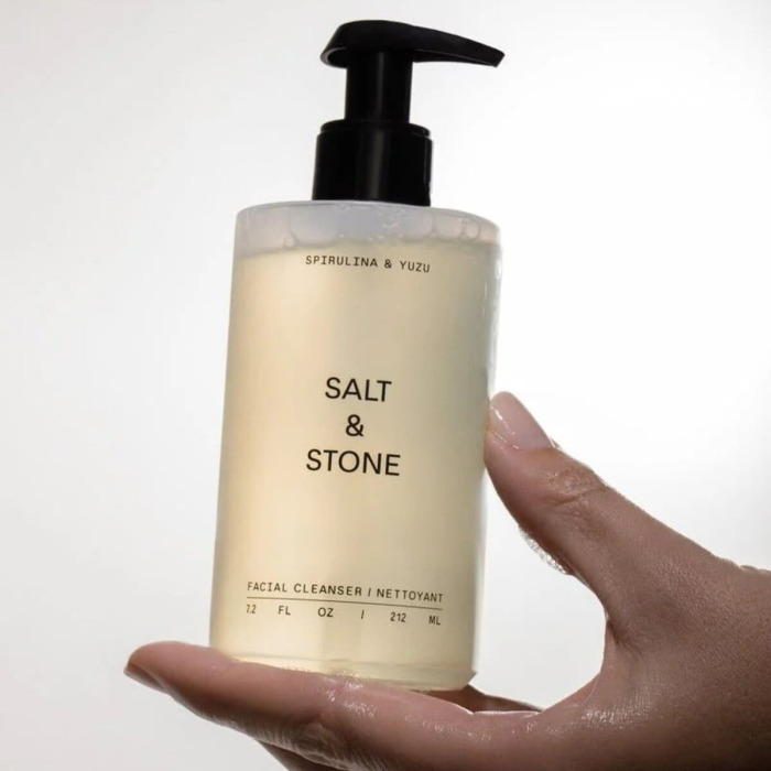 Очищающий Гель для Лица с Морскими Водорослями и Юзу Salt & Stone Spirulina & Yuzu Facial Cleanser