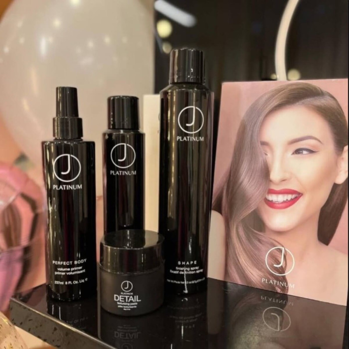 Лак для Волос Средней Фиксации J Beverly Hills Platinum Shape Finishing Spray