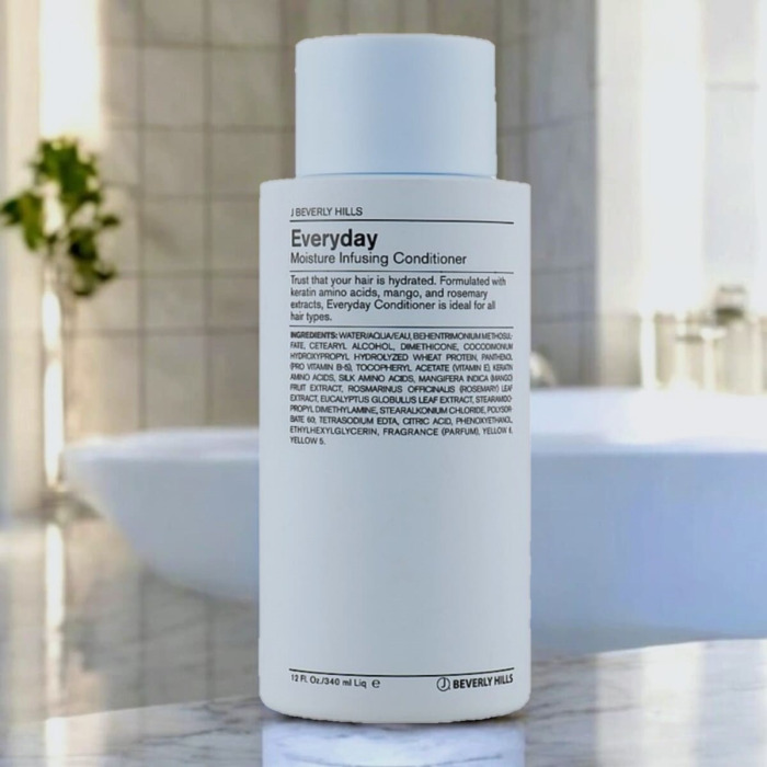 Ежедневный Увлажняющий Кондиционер J Beverly Hills Everyday Moisture Infusing Conditioner