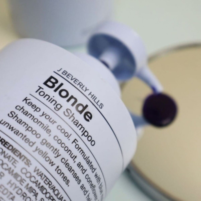 Тонирующий Шампунь с Мальвой для Блондинок J Beverly Hills Blonde Toning Shampoo