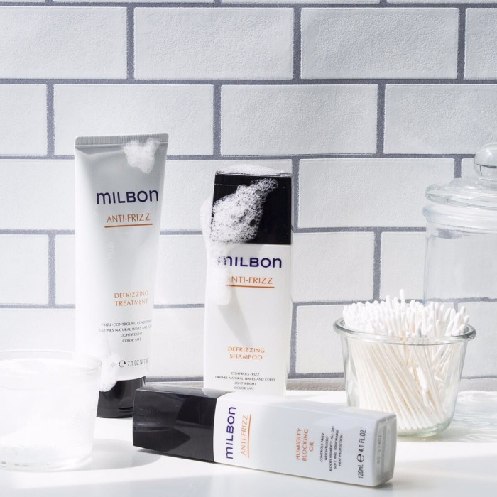 Шампунь для Пушистых и Кучерявых Волос Milbon Anti-Frizz Defrizzing Shampoo