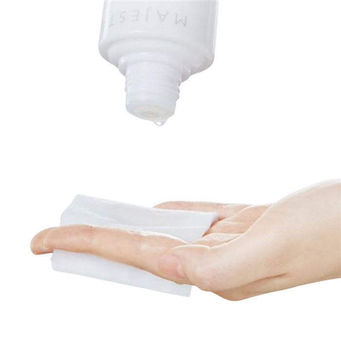 Увлажняющий Лосьон для Нормального и Жирного Типа Кожи MAJESTA Lotion I