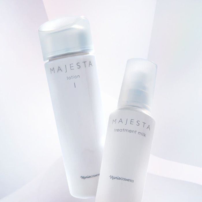 Молочко для Увлажнения Кожи Лица MAJESTA Treatment Milk