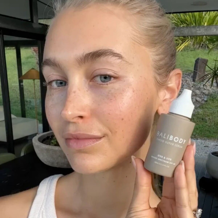 Тональная Основа для Лица Bali Body Tinted Super Serum SPF 30, 30 мл