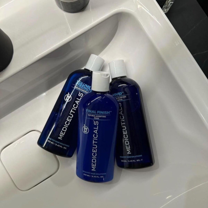 Реконструктор для Тонких, Поврежденных и Ослабленных Волос Mediceuticals Volume & Strength Hair Reconstructor