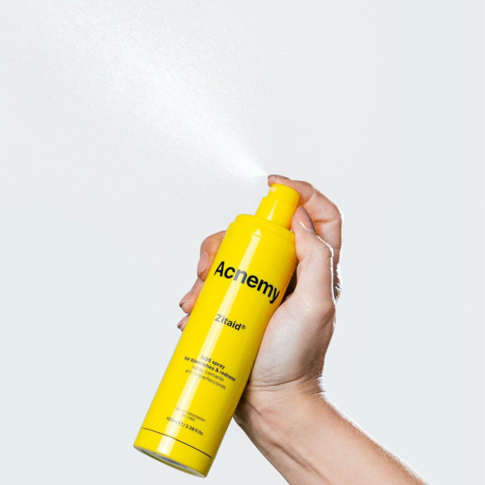Успокаивающий Очищающий Тоник для Лица Acnemy Zitaid SOS Spray for Blemishes & Redness