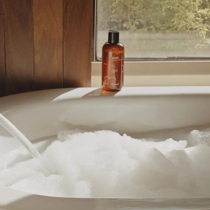 Гель для Душа и Пена для Ванны Аромат №3 Maude Body Wash and Bubble Bath No.3 Sandalwood, Eucalyptus and Ets.