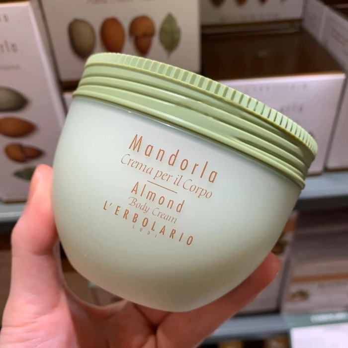 Крем для Тела «Миндаль» L'Erbolario Lodi Almond Body Cream
