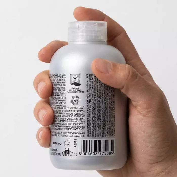 Шампунь «Разглаживающий завиток» Davines Love Lovely Smoothing Shampoo