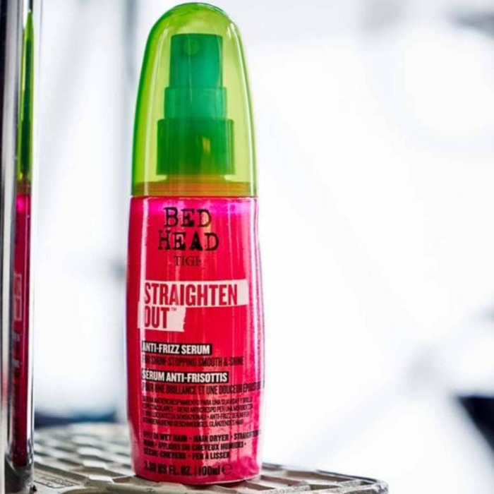 Сыворотка-Антифриз для Гладкости Волос TIGI Bed Head Straighten Out Anti-Frizz Serum