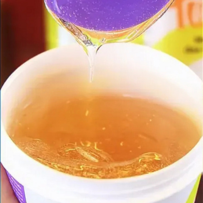 Стайлинговый Гель Lola from Rio Plot Twist Nut Gel