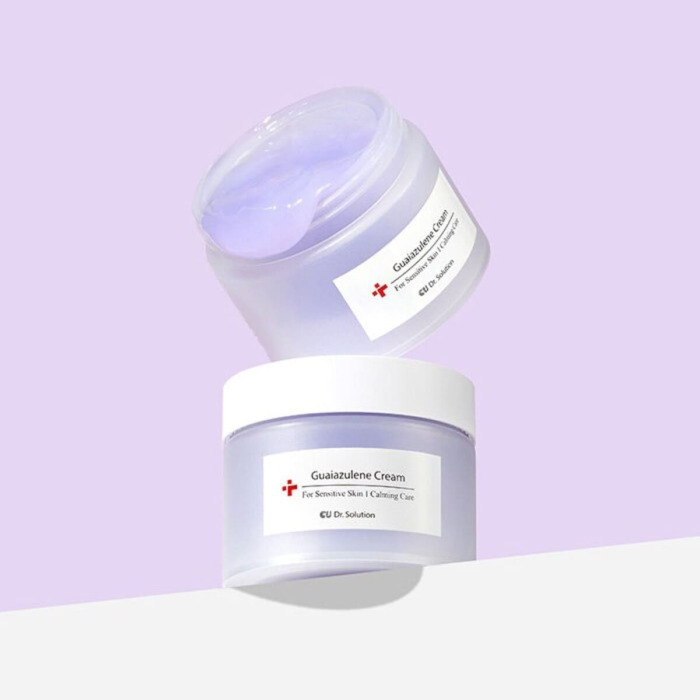 Интенсивный Успокаивающий Крем с Гвайазуленом, Троксерутином и Менадіоном CU SKIN Dr. Solution Guaiazulene Cream