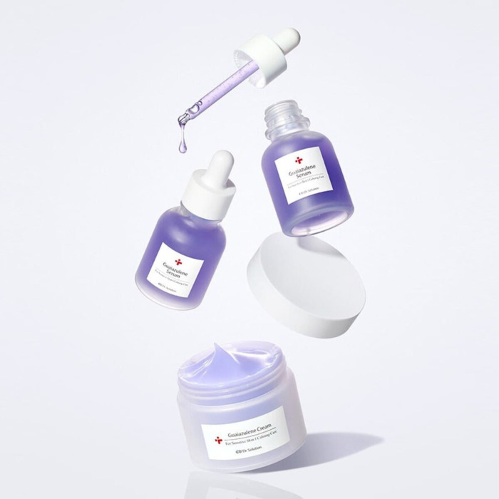 Интенсивный Успокаивающий Крем с Гвайазуленом, Троксерутином и Менадіоном CU SKIN Dr. Solution Guaiazulene Cream