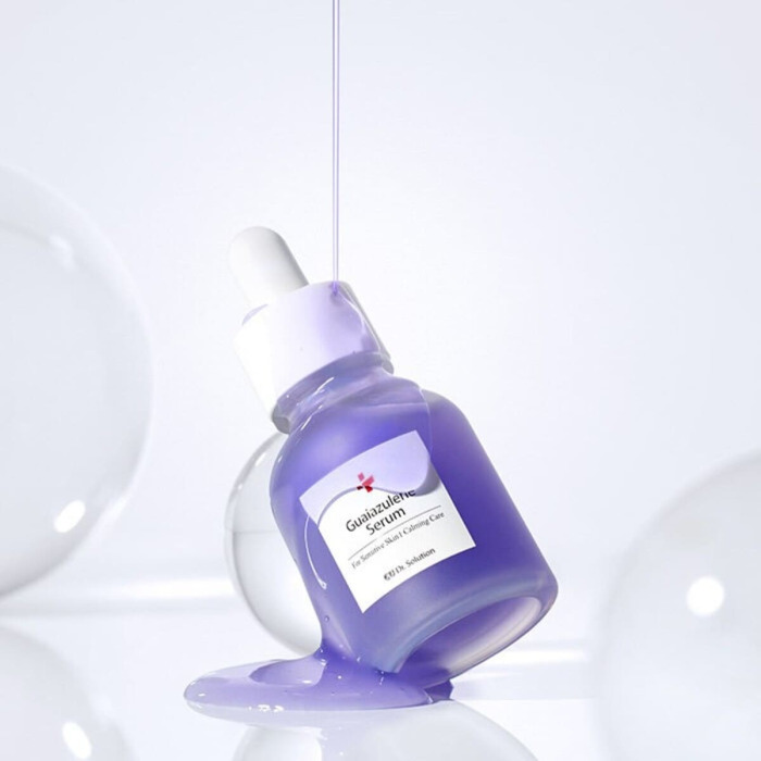 Интенсивная Успокаивающая Сыворотка с Гвайазуленом и Троксерутином CU SKIN Dr. Solution Guaiazulene Serum
