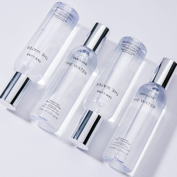 Мист для Автозагара Тела TAN-LUXE The Water Hydrating Self-Tan Water Medium/Dark