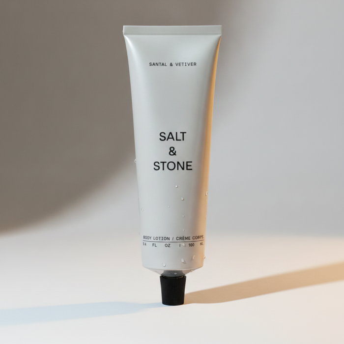 Увлажняющий Лосьон для Тела с Ароматом Сандалового Дерева и Ветивера Salt & Stone Body Lotion Santal & Vetiver