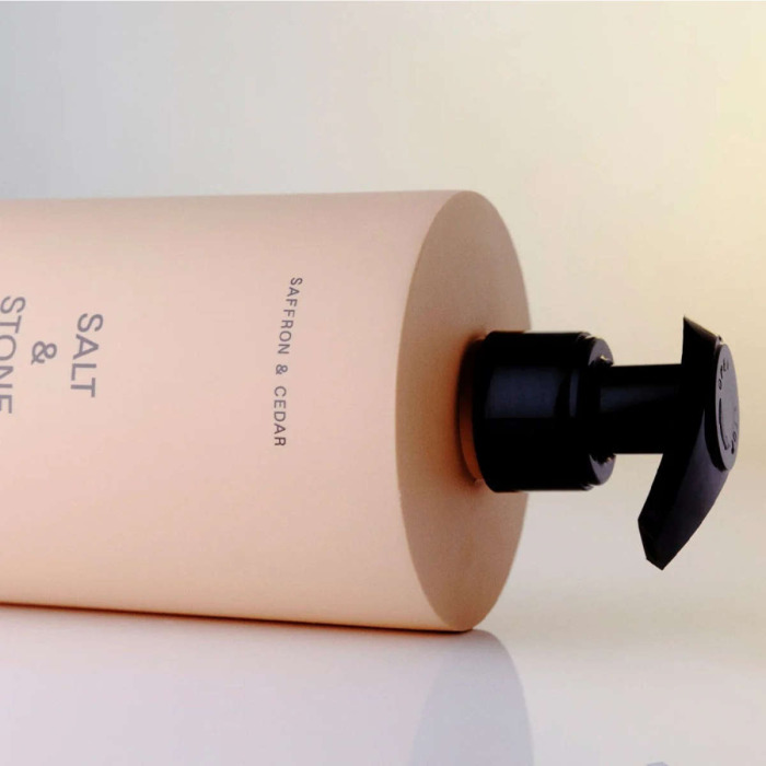 Антиоксидантный Гель для Душа с Ароматом Шафрана и Кедра Salt & Stone Body Wash Saffron & Cedar