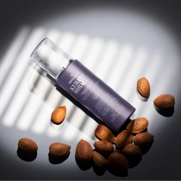 Разглаживающий Термозащитный Спрей для Волос MEDAVITA Keratin Miracle Smoothing Thermo Defence Spray