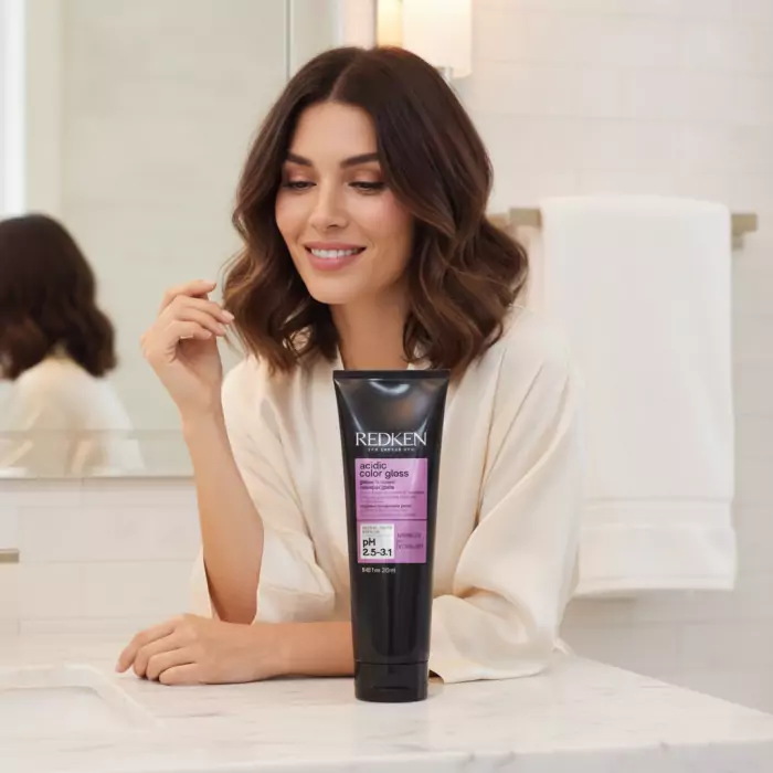 Маска 1-Минутного Действия для Сияния Окрашенных Волос Redken Acidic Color Gloss 1-min Gloss-in-Mask