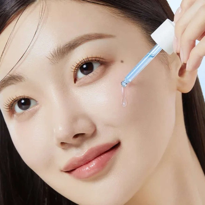 Мультипептидная Сыворотка с Гиалуроновой Кислотой Medicube Hyaluronic Multi Peptide Serum