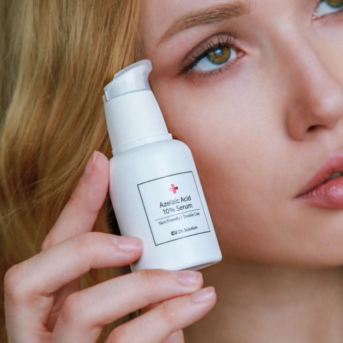 Противовоспалительная Осветляющая Сыворотка с Азелаиновой Кислотой CU SKIN Dr. Solution Azelaic Acid 10 % Serum