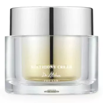 Осветляющий Крем с Ниацинамидом и Пантенолом Dr. Althea Niathione Cream