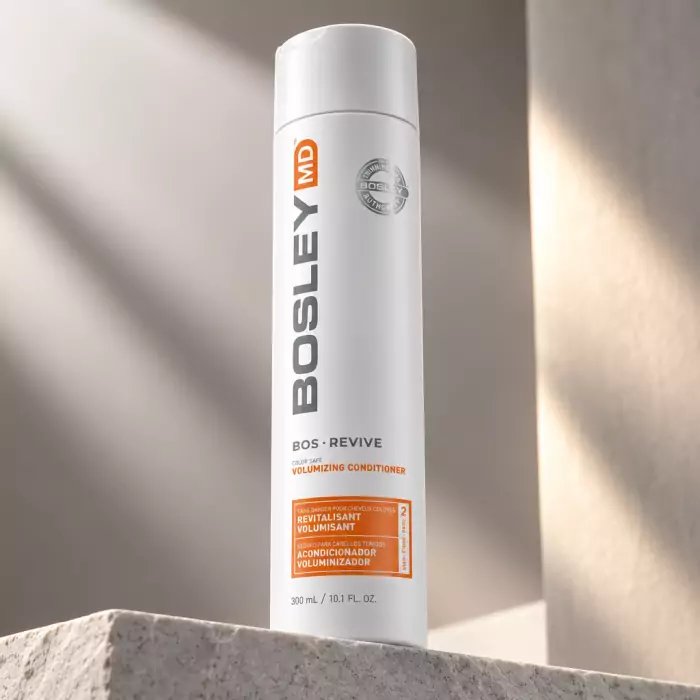Кондиционер для объема истонченных окрашенных волос Bosley MD Bos Revive Color Safe Volumizing Conditioner