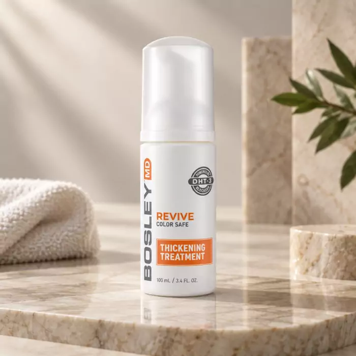 Уплотняющий Уход для Истонченных Окрашенных волос Bosley MD Bos Revive Color Safe Thickening Treatment