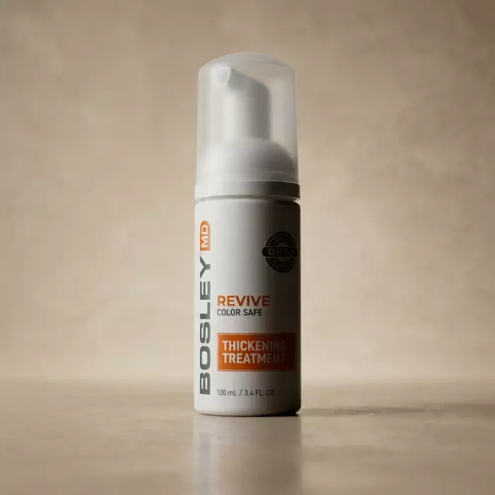 Уплотняющий Уход для Истонченных Окрашенных волос Bosley MD Bos Revive Color Safe Thickening Treatment
