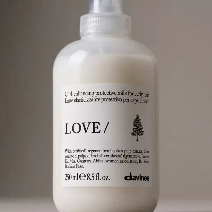 Питательное Молочко для Кудрявых Волос Davines NEW Love Curl-Enhancing Protective Milk