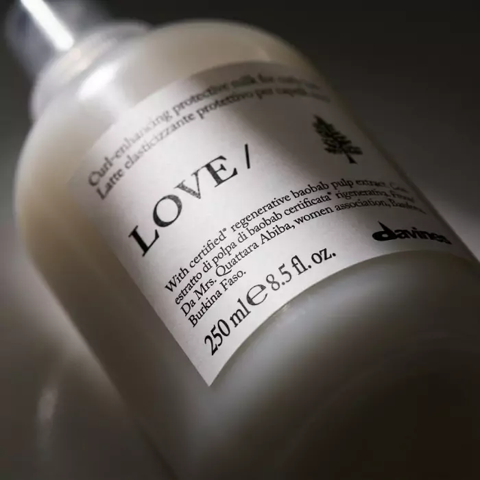 Питательное Молочко для Кудрявых Волос Davines NEW Love Curl-Enhancing Protective Milk