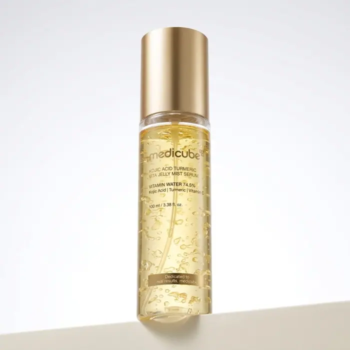 Осветляющая Гель-Сыворотка с Койевой Кислотой и Куркумой Medicube Kojic Acid Turmeric Vitamin Gold Jelly Mist Serum