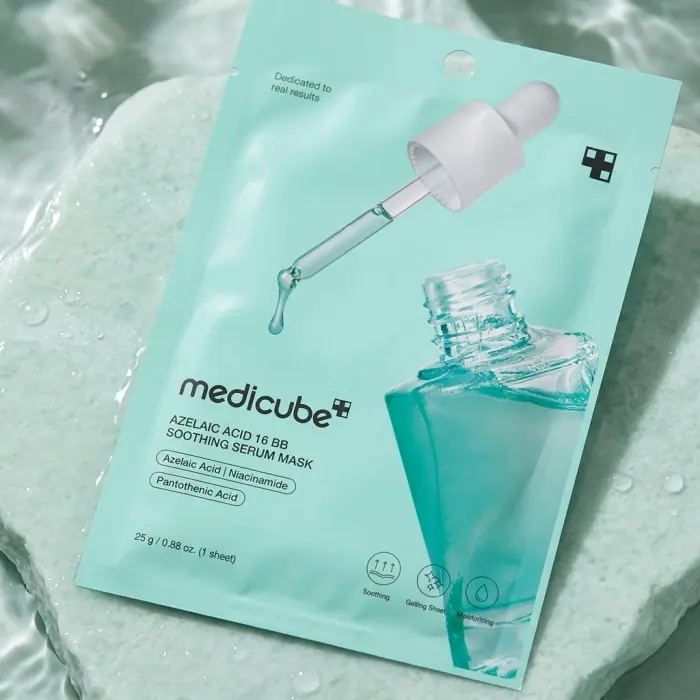 Успокаивающая Тканевая Маска-Сыворотка с Азелаиновой Кислотой Medicube Azelaic Acid 16 BB Calming Serum Mask