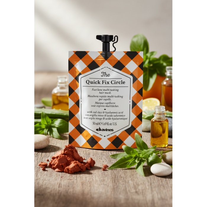 Маска для Увлажнения и Разглаживания Структуры Волос Davines Quick Fix Circle Hair Mask